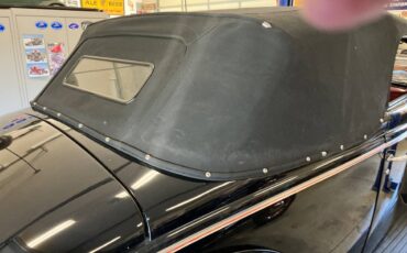 Ford-deluxe-convertible-1940-black-3