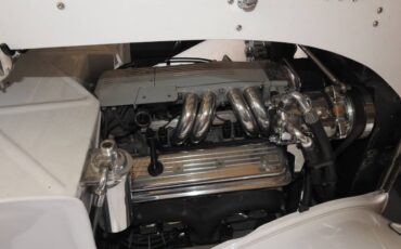 Ford-deluxe-coupe-1933-white-3