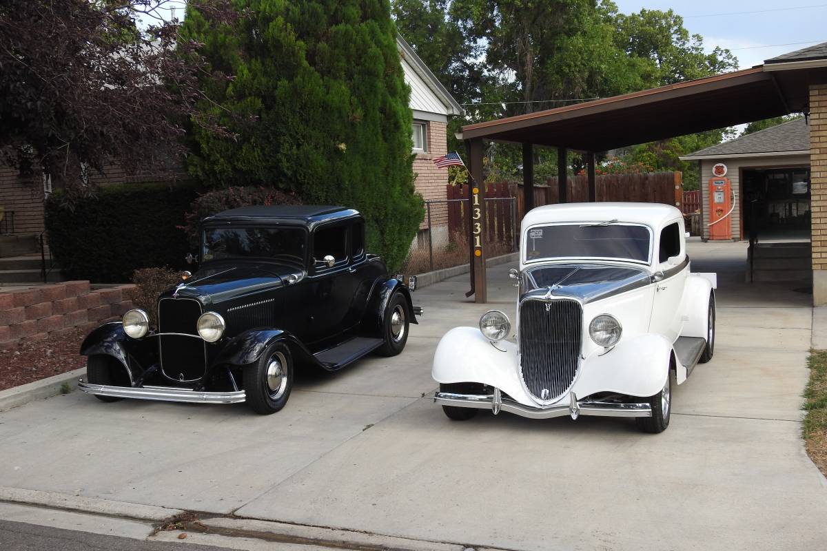 Ford-deluxe-coupe-1933-white-7