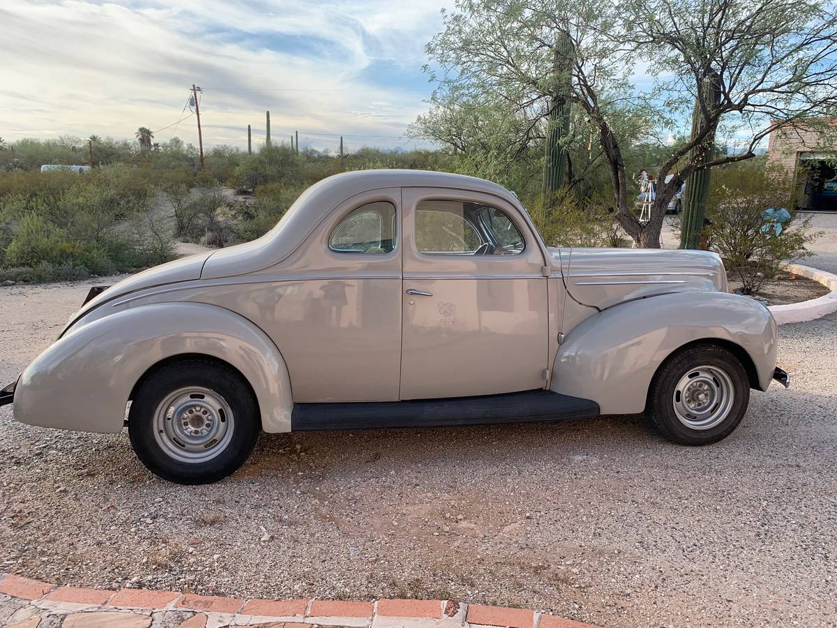 Ford-deluxe-coupe-1939-1