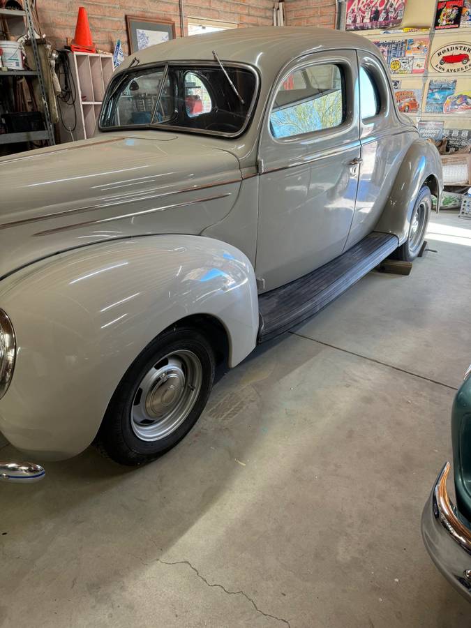 Ford-deluxe-coupe-1939-13
