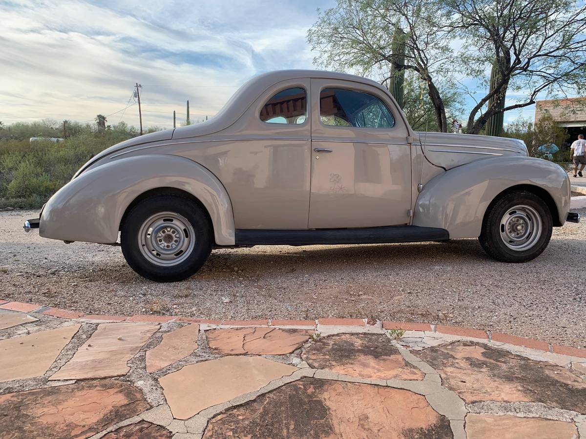 Ford-deluxe-coupe-1939-20