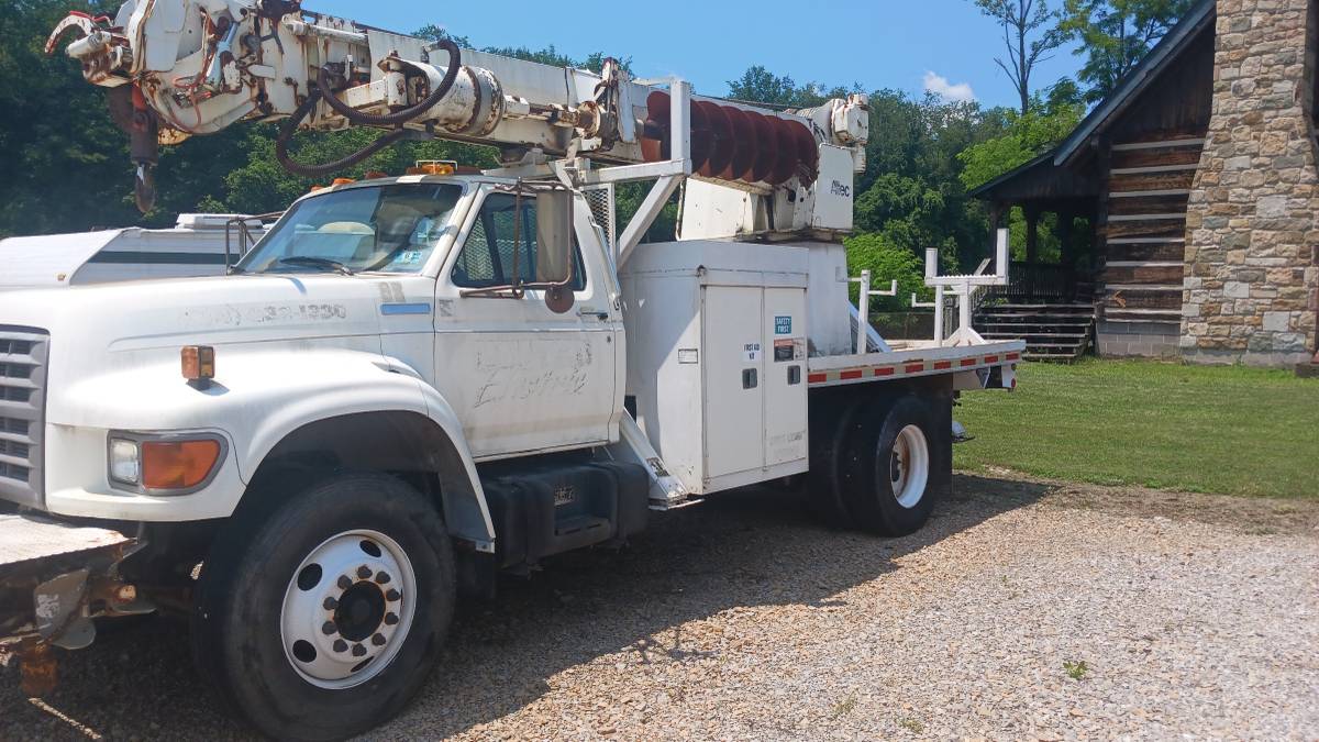 Ford-diesel-1995-white-1