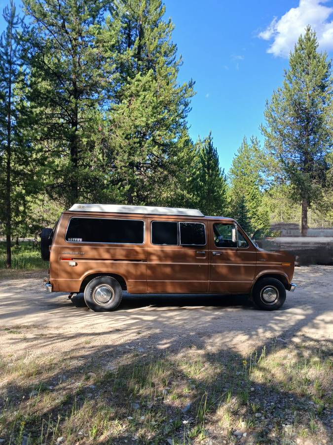 Ford-e-150-1976-11