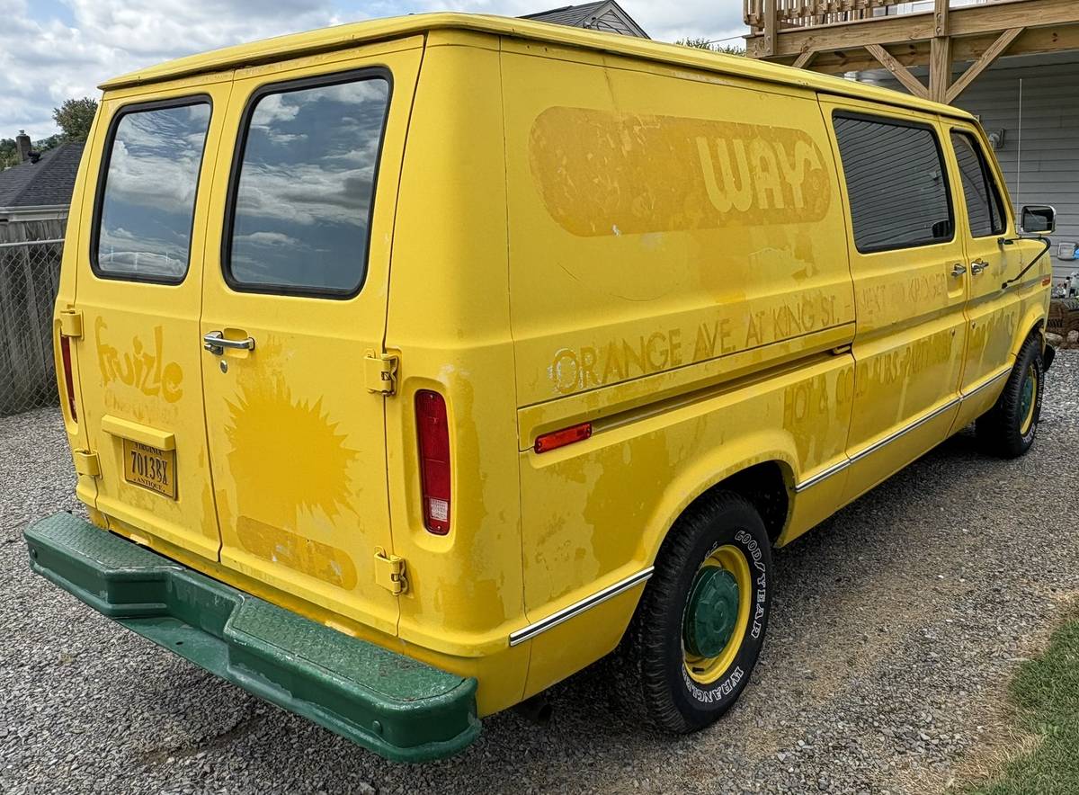 Ford-e-150-1991-yellow-1