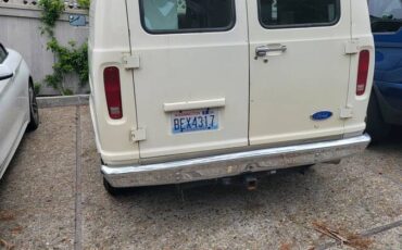 Ford-e-150-econoline-1989-white-2