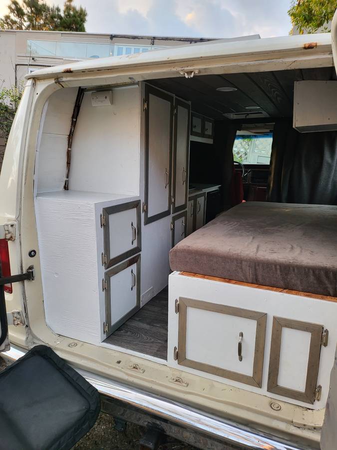 Ford-e-150-econoline-1989-white-5