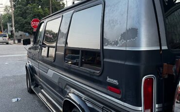 Ford-e-150-econoline-1990-black-1