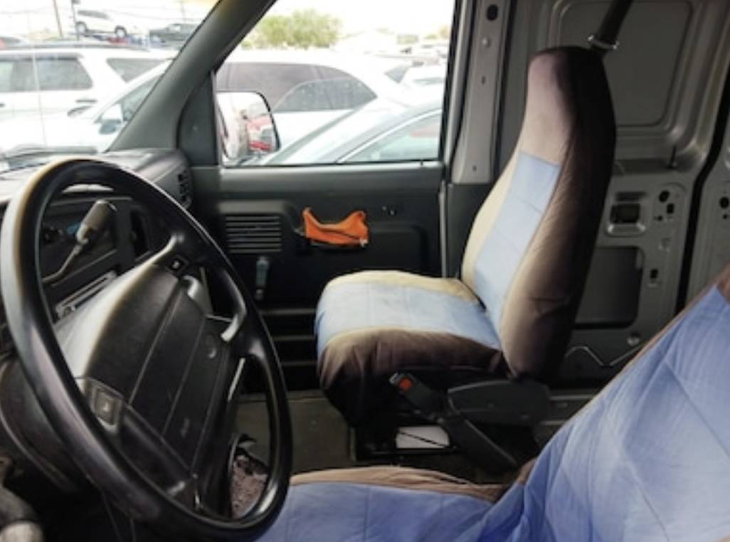Ford-e-150-econoline-1992-7