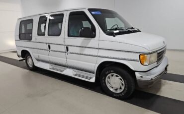 Ford-e-150-econoline-1995-white-1