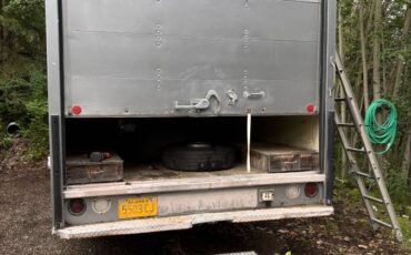 Ford-e-250-econoline-1984-4