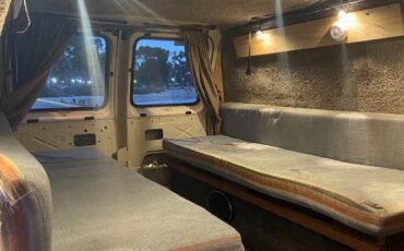 Ford-e-250-econoline-1990-white-11