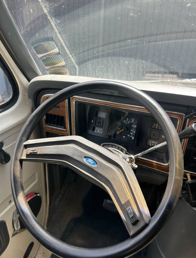 Ford-e-250-econoline-1990-white-5