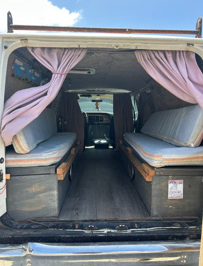 Ford-e-250-econoline-1990-white-9