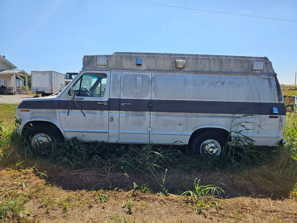 Ford-e-250-econoline-diesel-1992-2