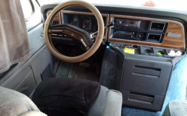 Ford-e-250-sportmobile-1991-custom-3