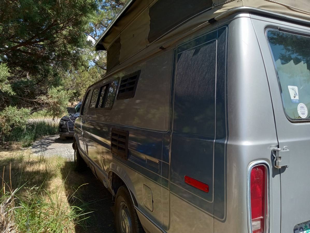 Ford-e-250-sportmobile-1991-custom-4