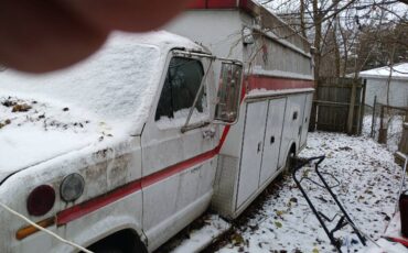 Ford-e-350-ambulance-diesel-1990-3
