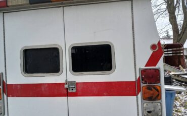 Ford-e-350-ambulance-diesel-1990-7