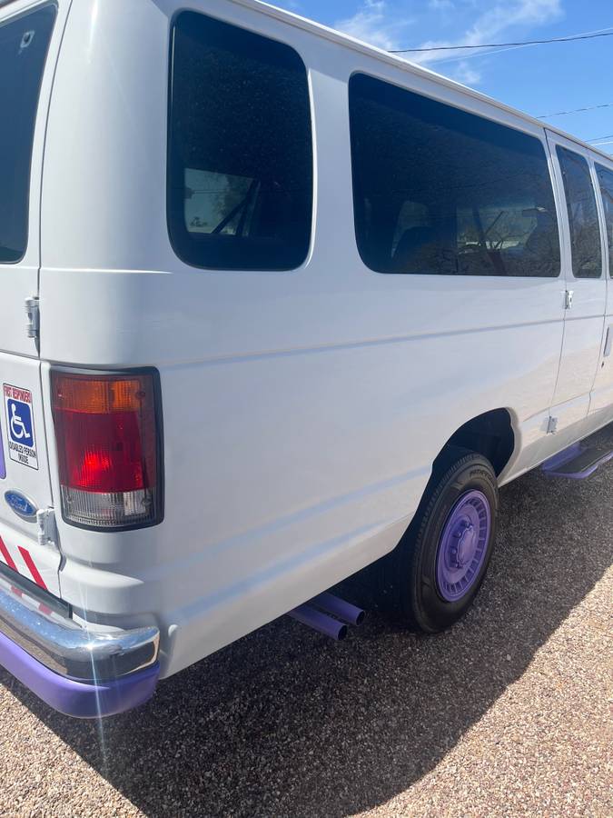 Ford-e-350-econoline-1993-white-3