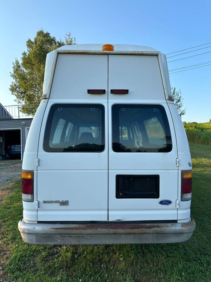 Ford-e-350-econoline-1993-white-3