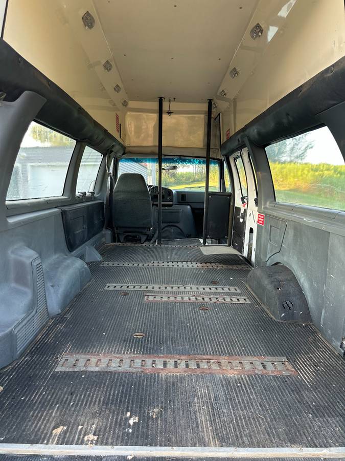 Ford-e-350-econoline-1993-white-5