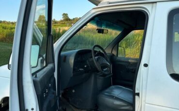 Ford-e-350-econoline-1993-white-8