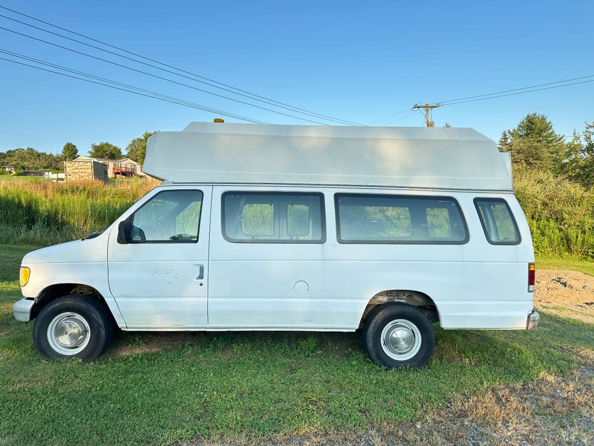 Ford-e-350-econoline-1993-white