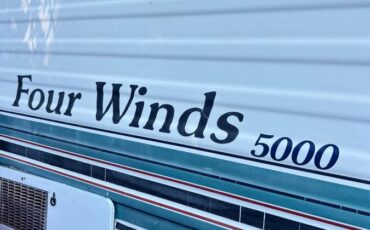 Ford-e-350-econoline-1995-white-10