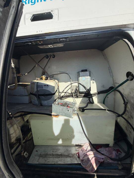 Ford-e-350-econoline-1995-white-3