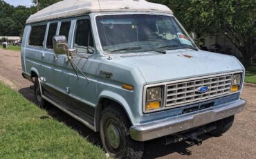Ford-e-350-econoline-club-wagon-extended-van-diese-1989-blue