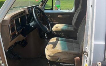 Ford-e-350-econoline-diesel-1989-custom-14