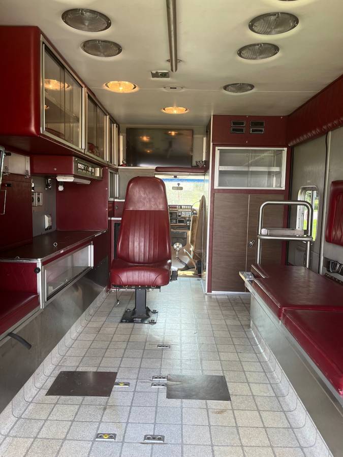 Ford-e-350-econoline-diesel-1989-custom-2