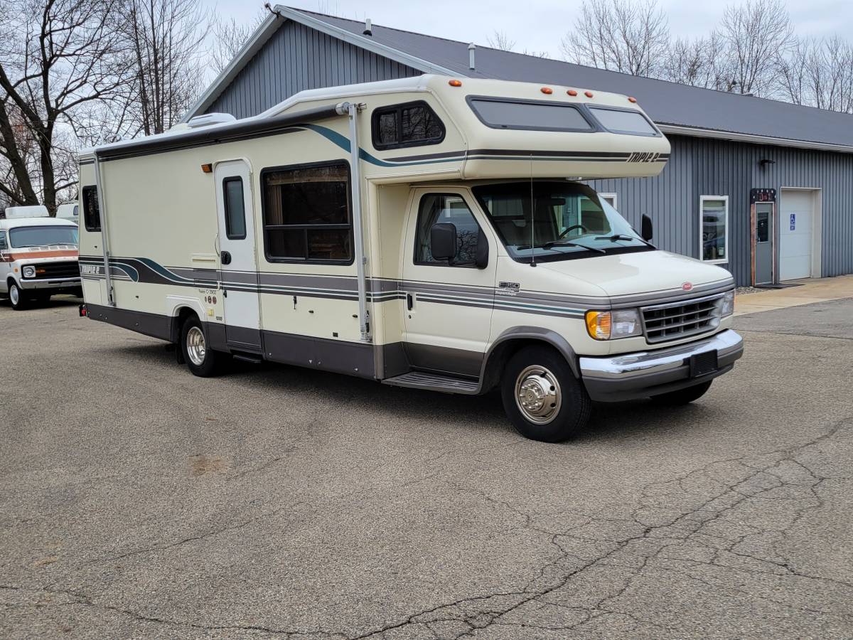 Ford-e-350-econoline-diesel-1995