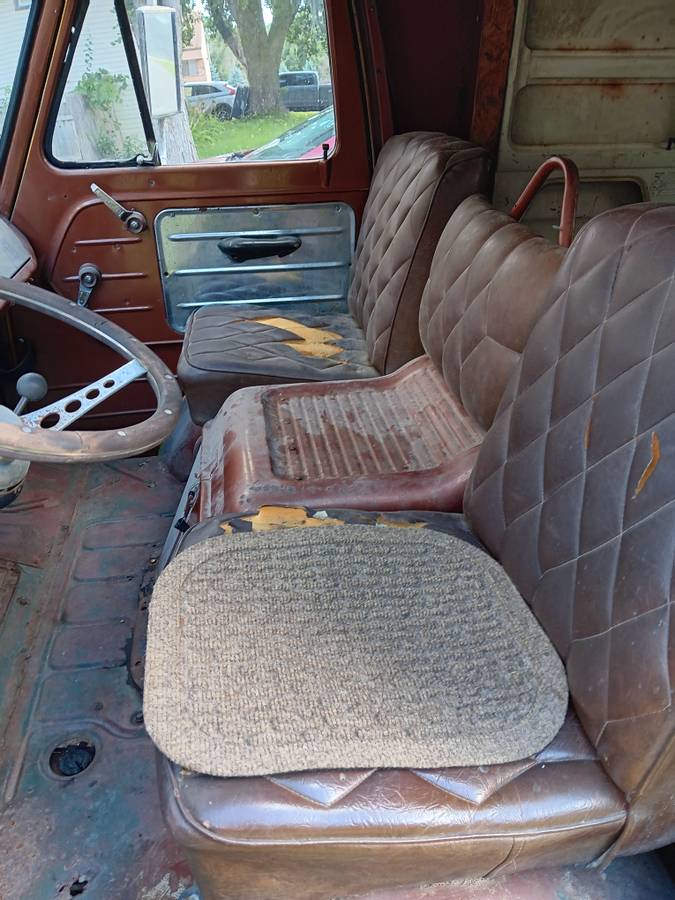 Ford-e100-van-1964-custom-11