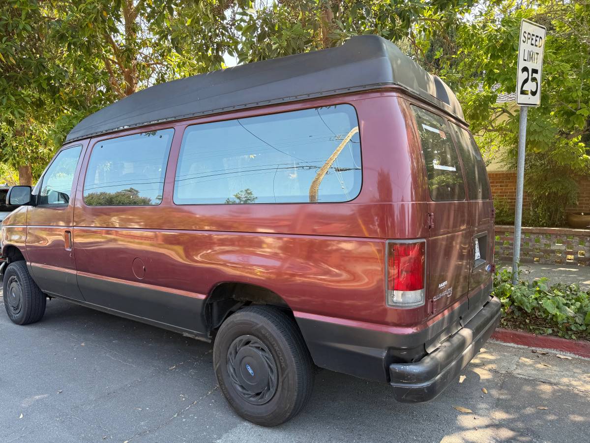 Ford-e150-cargo-van-1995-red-1