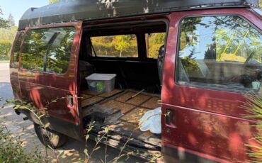 Ford-e150-cargo-van-1995-red-2