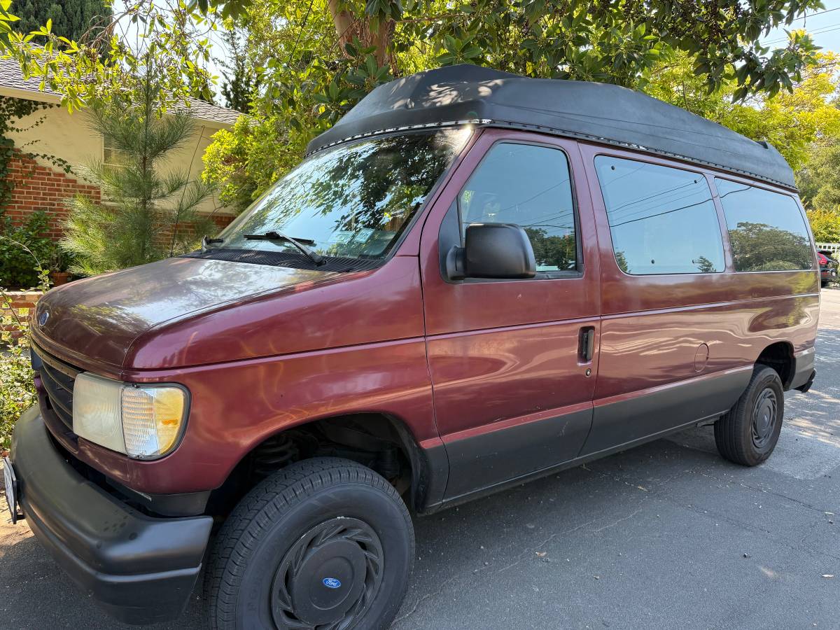 Ford-e150-cargo-van-1995-red-7