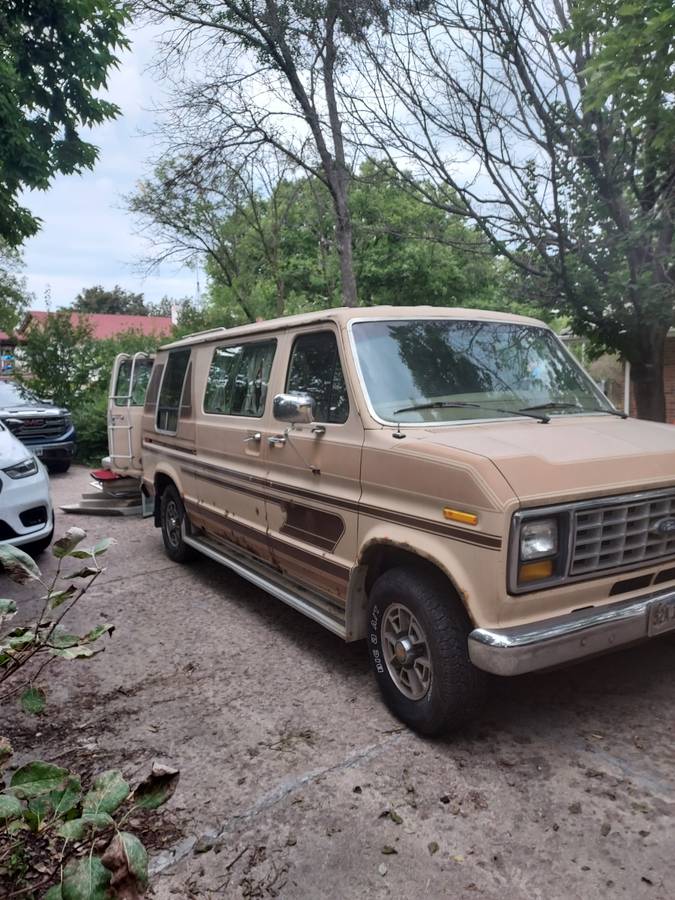 Ford-e150-conversion-van-1983-2