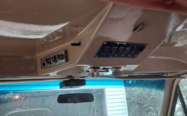 Ford-e150-conversion-van-1983-5