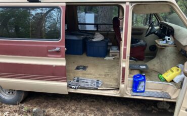Ford-e150-conversion-van-1986-1