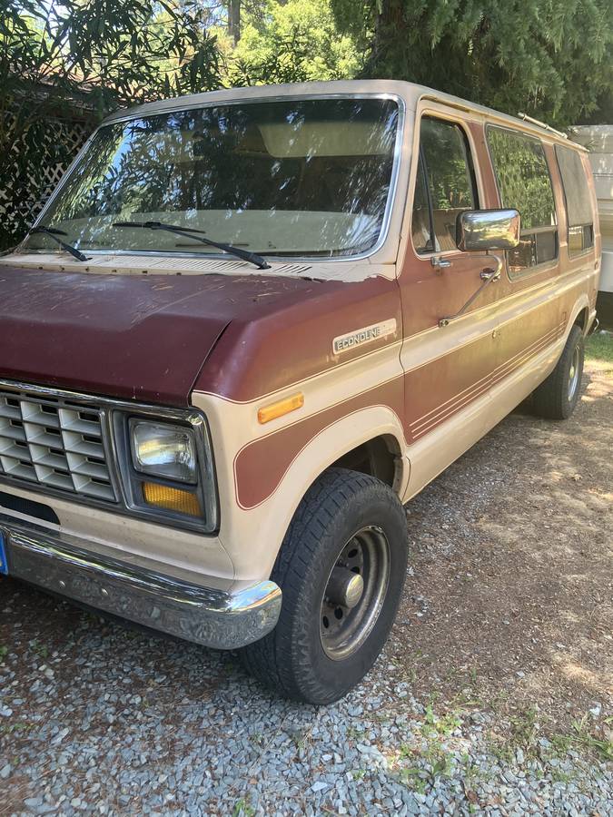 Ford-e150-conversion-van-1986-3