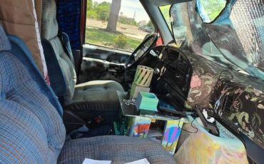 Ford-e150-econoline-1993-12