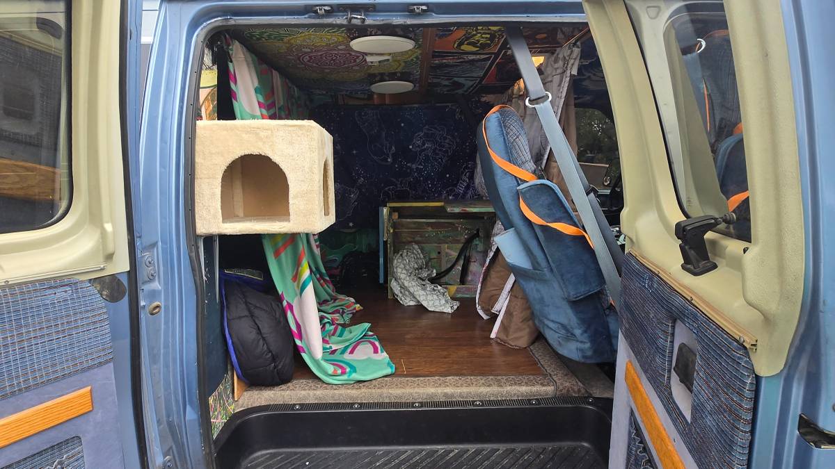Ford-e150-econoline-1993-3