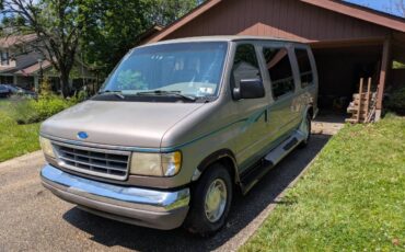 Ford-e150-econoline-1995-silver-2