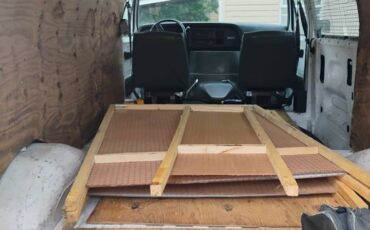 Ford-e250-1990-white-2