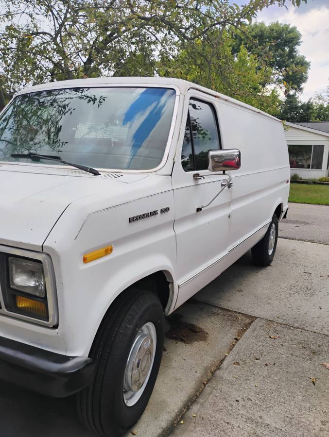 Ford-e250-1990-white