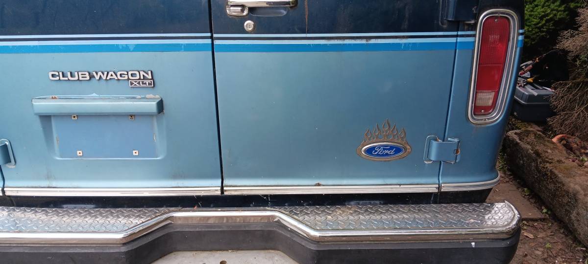 Ford-e250-club-wagon-xl-1991-blue-2