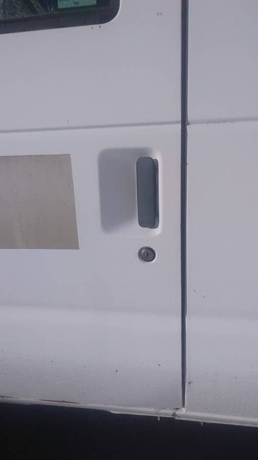 Ford-e350-1994-white-20