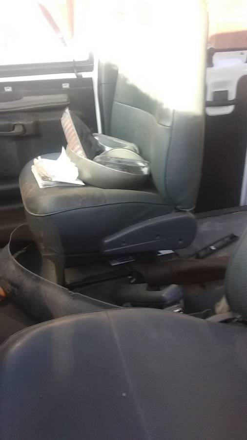 Ford-e350-1994-white-3